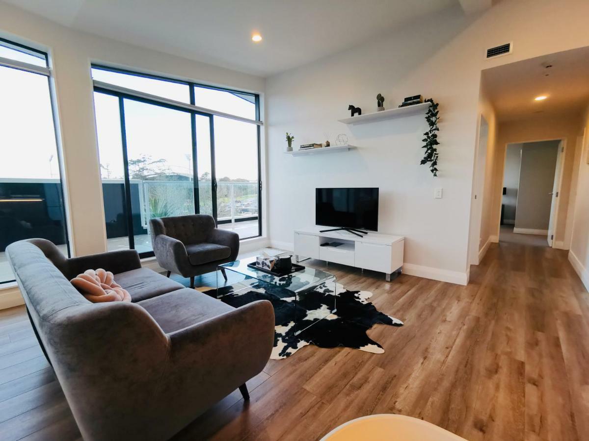 Two-Bedroom Penthouse Окленд Экстерьер фото